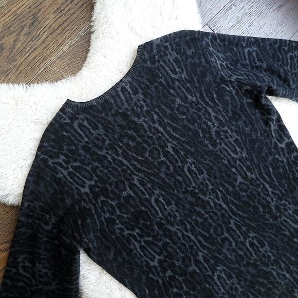 The Kooples Cheetah Leopard Dark Academia Cashmere Sweater - Picture 10 of 12